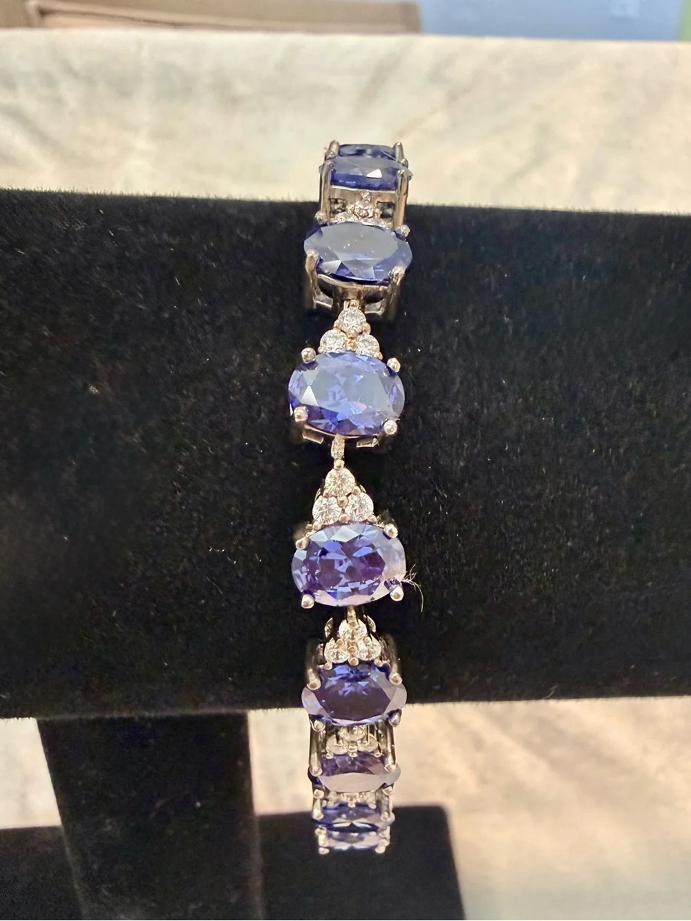 🌸JTV16-Blue Lab Created Sapphire Rhodium Over Sterling Silver Tennis Bracelet💎🛍️